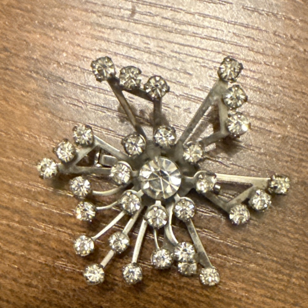 Vintage Silver Tone Starburst Brooch Pin with Clear Rhinestones 1940 to 1950